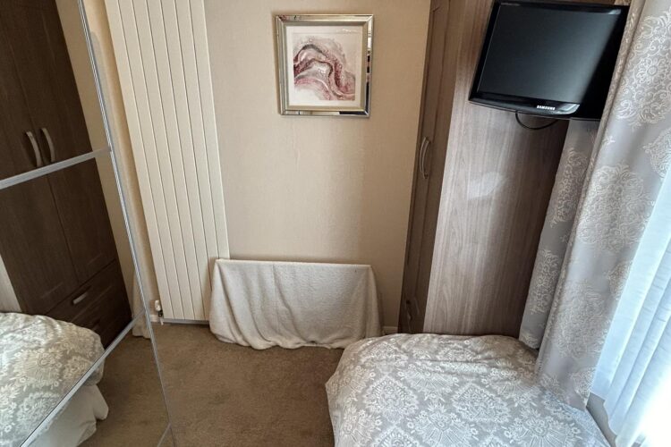 pemberton glendale platinum single room tv